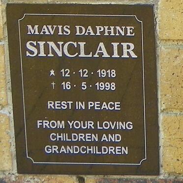 SINCLAIR Mavis Daphne 1918-1998