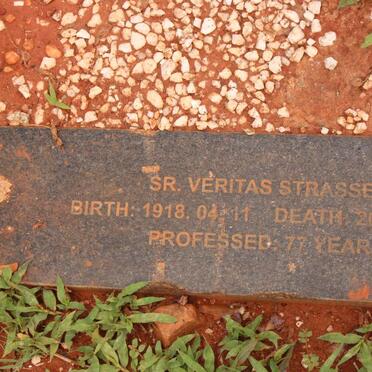 STRASSER Veritas 1918-2013