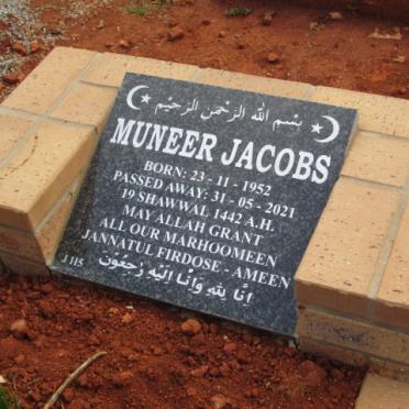 JACOBS Muneer 1952-2021