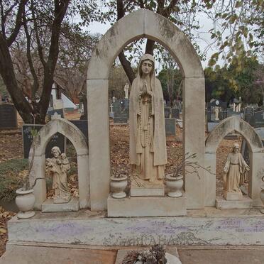 ABRAHAMS Jimmy 1917-1994 :: ABRAHAMS Sadie 1918-1990 :: ABRAHAMS Joseph 1940-1960