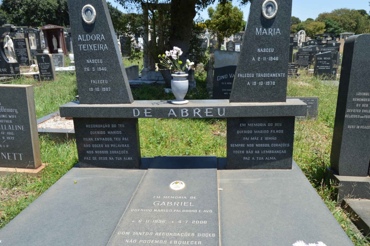 ABREU Gabriel, de 1936-2006 &amp; Aldora Teixeira 1946-1987 :: DE ABREU Maria 1946-1978