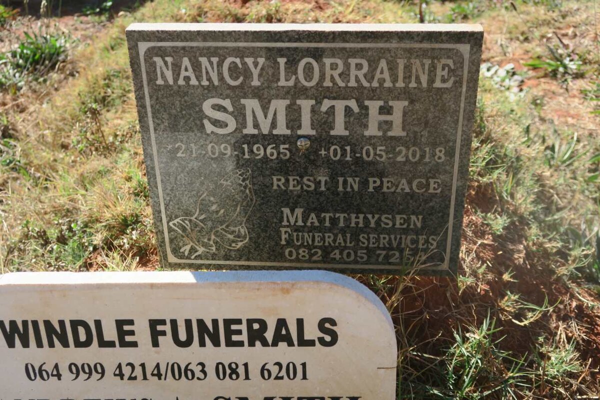 ANDREWS Daisy 1948-? :: SMITH Nancy Lorraine 1965-2018