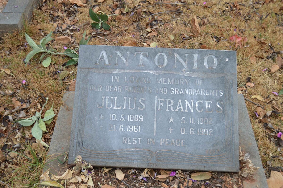 ANTONIO Julius 1889-1961 &amp; Frances 1902-1992