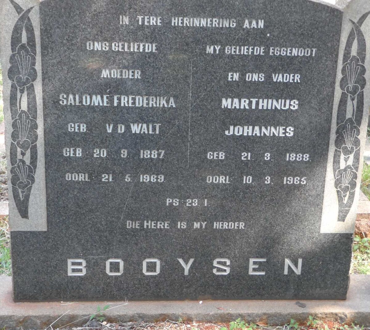 BOOYSEN Marthinus Johannes 1888-1965 &amp; Salomé Frederika V.D. WALT 1887-1969