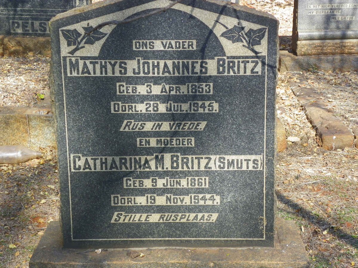BRITZ Mathys Johannes 1853-1945 &amp; Catharina M. SMUTS 1861-1944