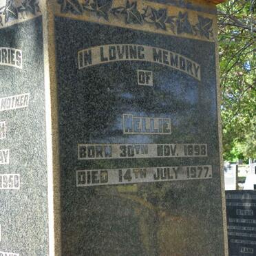 CAMERON Nellie 1898-1977