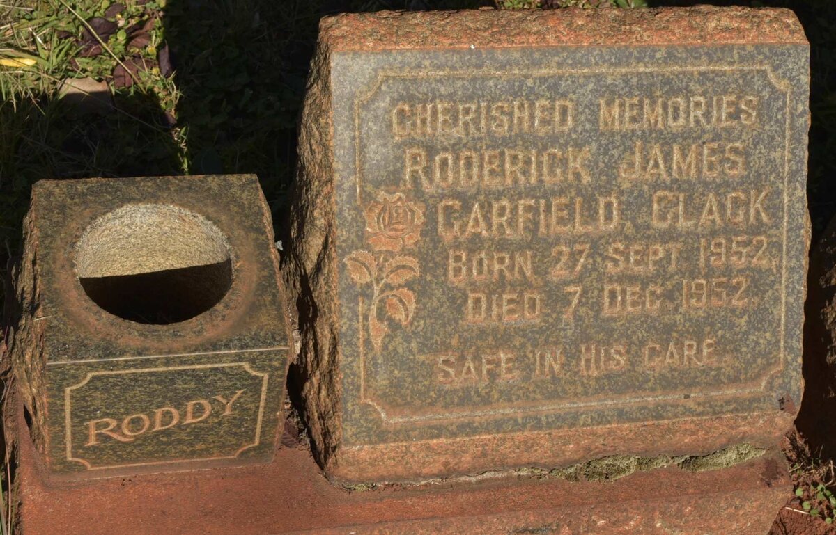 CLACK Roderick James Garfield 1952-1952