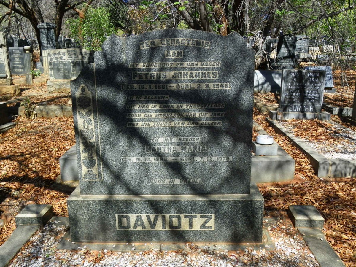 DAVIDTZ Petrus Johannes 1881-1946 &amp; Martha Maria 1888-1976