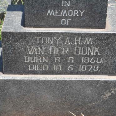 DONK Tony A.H.M., van der 1950-1973