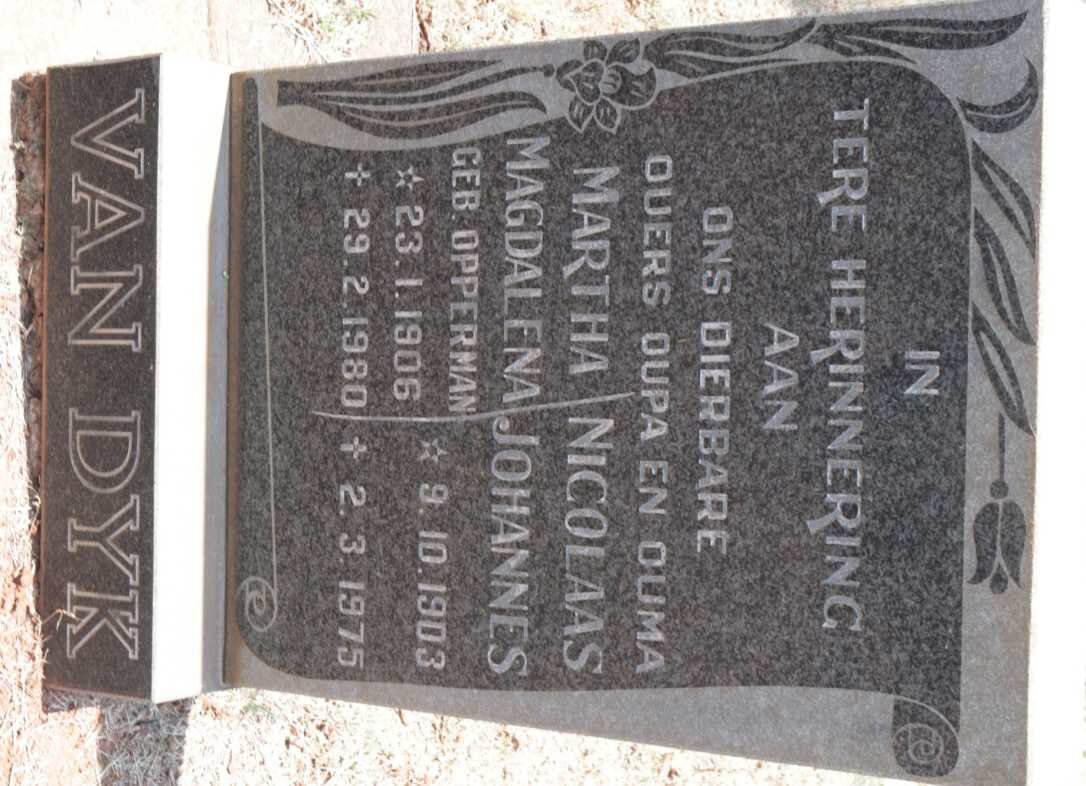 DYK Nicolaas Johannes, van 1903-1975 &amp; Martha Magdalena OPPERMAN 1906-1980