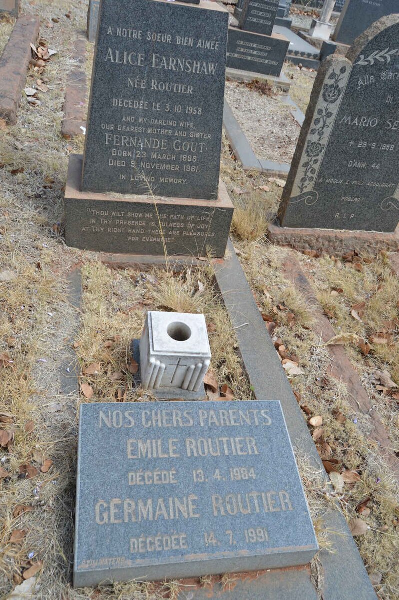 EARNSHAW Alice nee ROUTIER -1958 :: GOUT Fernande 1898-1961