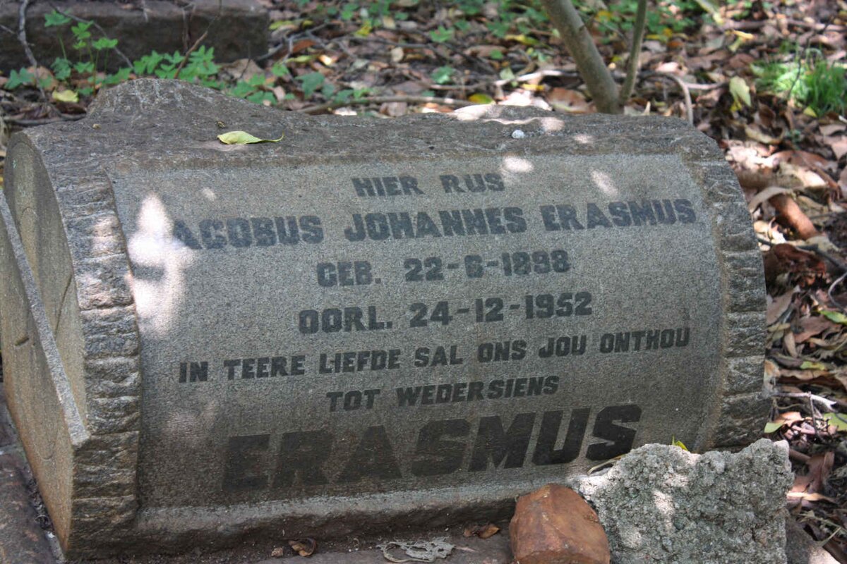 ERASMUS Jacobus Johannes 1898-1952 & Maria Elizabeth -1964