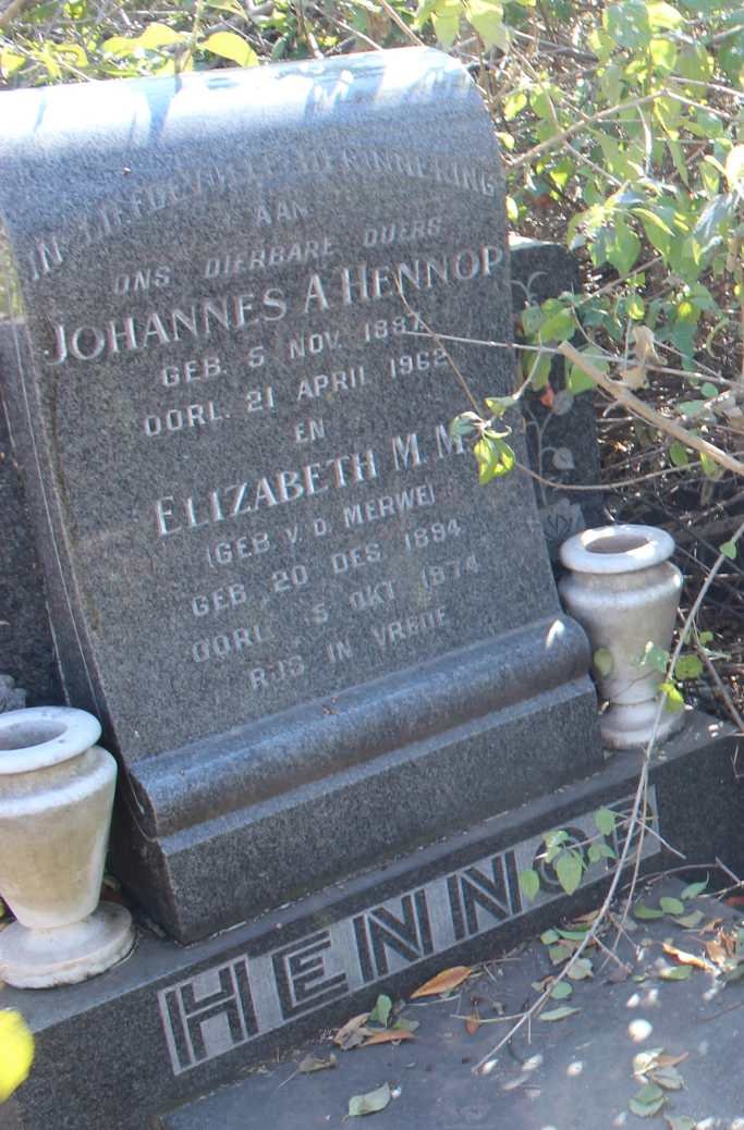 HENNOP Johannes A. 1887-1962 &amp; Elizabeth M.M. V.D. MERWE 1894-1974
