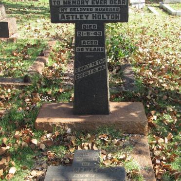 HOLTON Astley -1943 &amp; Renee 189?-1973