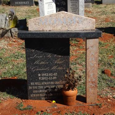 JONES Mary 1952-2012