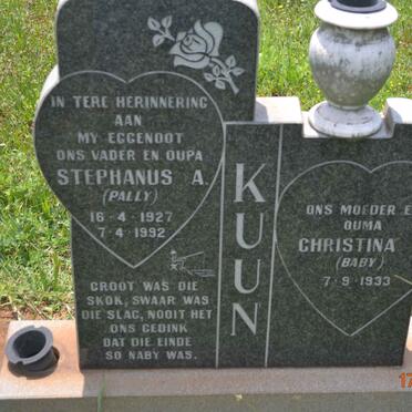 KUUN Stephanus A. 1927-1992 &amp; Christina E. 1933-