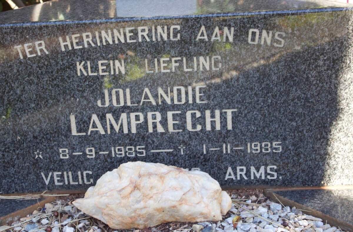 LAMPRECHT Jolandie 1985-1985