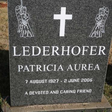 LEDERHOFER Patricia Aurea 1927-2005