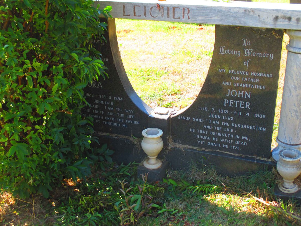 LEICHER John Peter 1913-1986 &amp; Dora 1923-1994