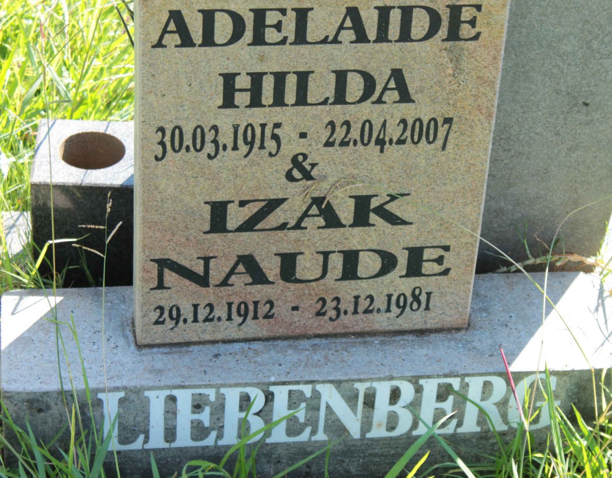 LIEBENBERG Izak Naude 1912-1981 &amp; Adelaide Hilda 1915-2007
