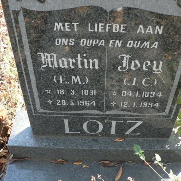 LOTZ E.M. 1891-1964 &amp; J.C. 1894-1994