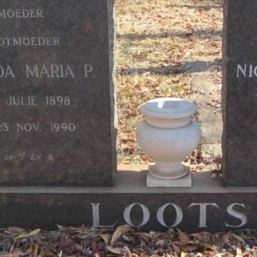 LOOTS Nicolaas Jacobus 1897-1960 &amp; Gertruida Maria P. 1898-1990