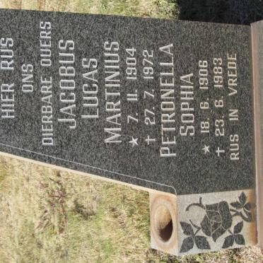 MERWE Jacobus Lucas Martinius, van der 1904-1972 &amp; Petronella Sophia 1906-1983