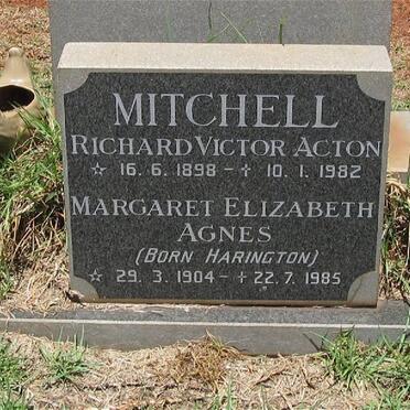 MITCHELL Richard Victor Acton 1898-1982 &amp; Margaret Elizabeth Agnes HARINGTON 1904-1985