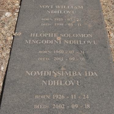 NDHLOVU Voyi William 1925-1998 :: NDHLOVU Nomdinsimba Ida 1926-2002 :: NDHLOVU Hlophe Solomon Mngodini 1960-2001