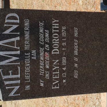 NIEMAND Evelyn Dorothy 1919-1976