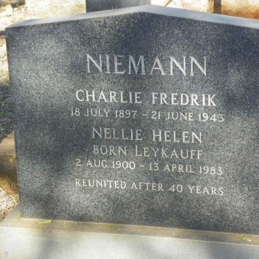 NIEMANN Charlie Fredrik 1897-1943 &amp; Nellie Helen LEYKAUFF 1900-1983