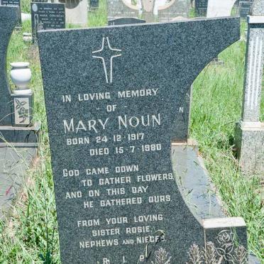 NOUN Mary 1917-1980
