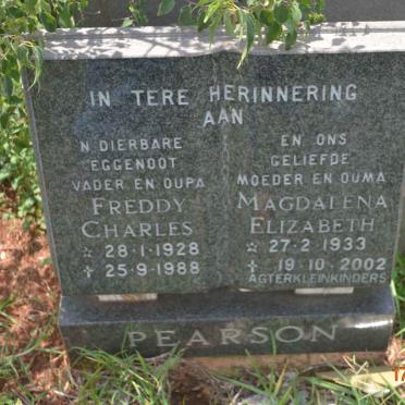PEARSON Freddy Charles 1928-1988 &amp; Magdalena Elizabeth 1933-2002