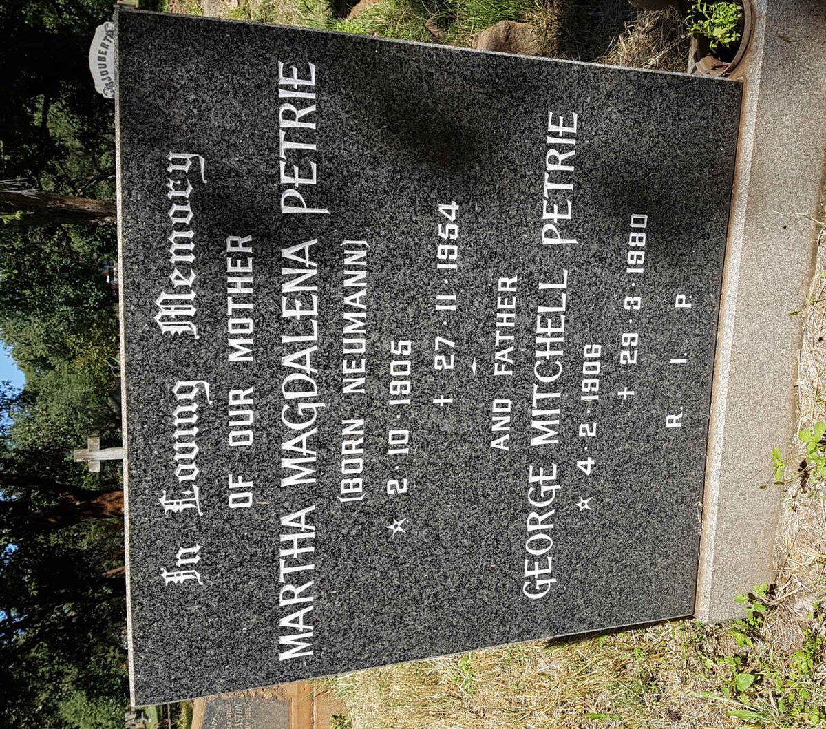 PETRIE George Mitchell 1906-1980 &amp; Martha Magdalena NEUMANN 1905-1954