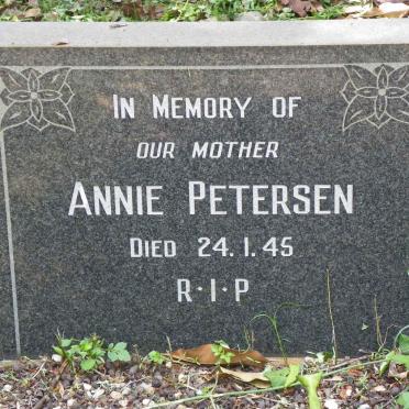 PETERSEN Annie -1945