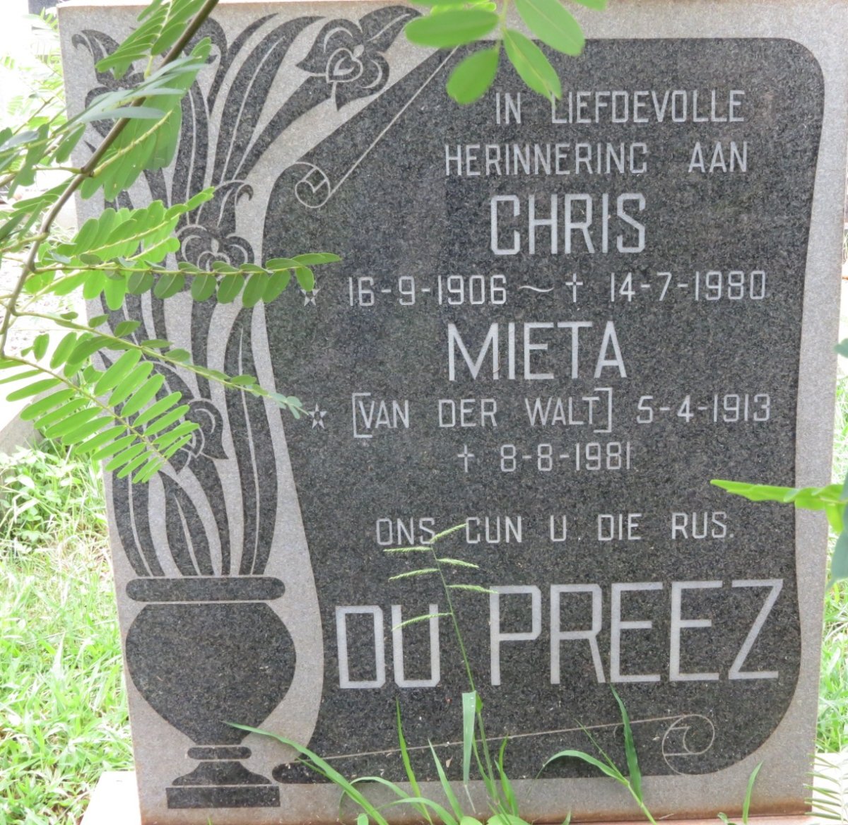 PREEZ Chris, du 1906-1980 &amp; Mieta VAN DER WALT 1913-1981