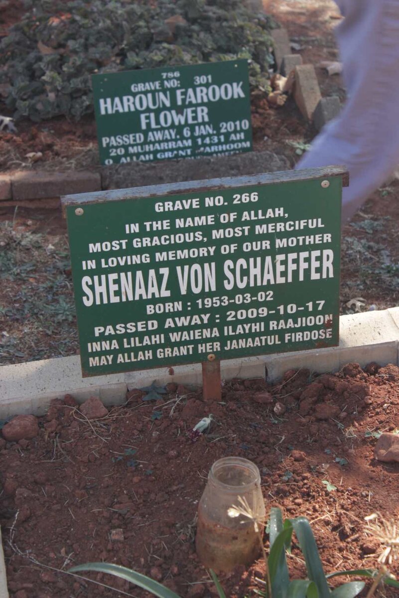 SCHAEFFER Shenaaz, von 1953-2009