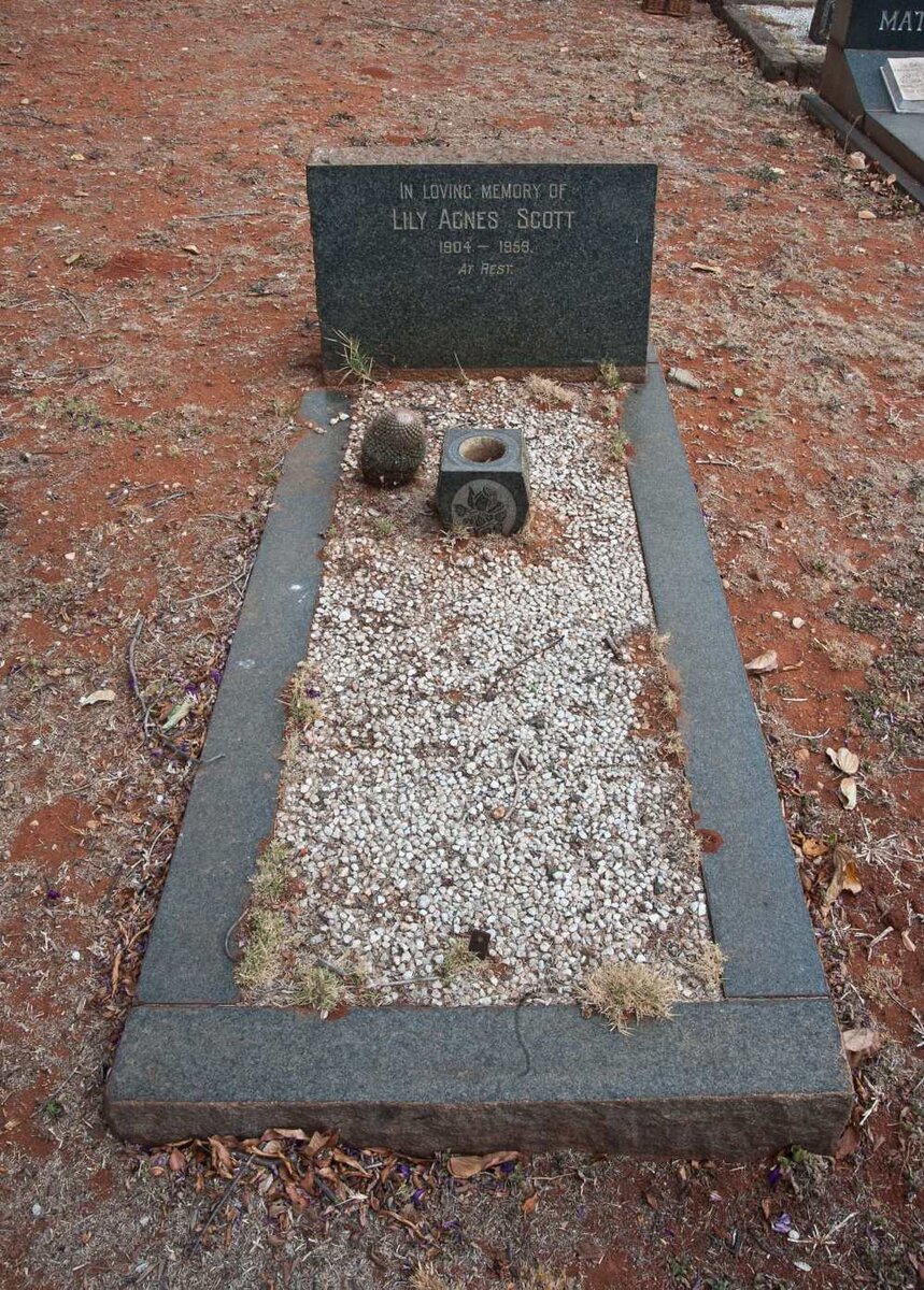 SCOTT Lily Agnes 1904-1959