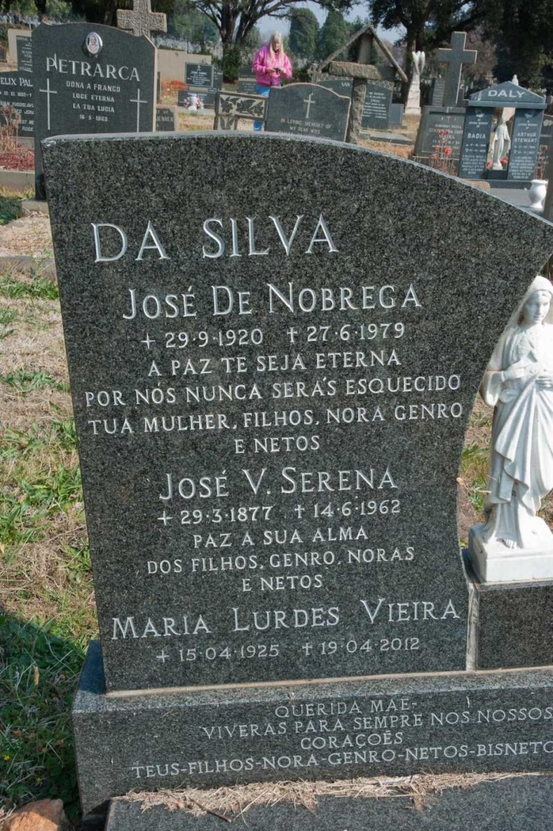 SILVA Jose De Nobrega, da 1920-1979 :: SERENA Jose V. 1877-1962 :: VIEIRA Maria Lurdes 1925-2012