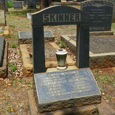 SKINNER Henry William 1885-1959 &amp; Edith Ivy HORNE 189?-1943