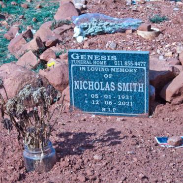 SMITH Nicholas 1931-2021