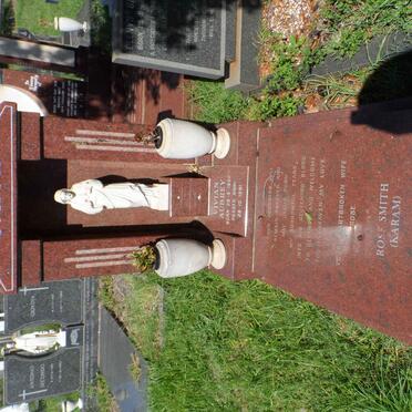 SMITH Vivian Aubrey 1932-1981 &amp; Rose KARAM 1913-2016