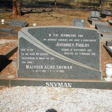 SNYMAN Johannes Paulus 1910-1981 &amp; Maiveen Alice 1915-1993