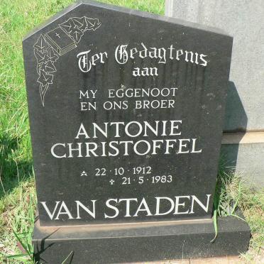 STADEN Antonie Christoffel, van 1912-1983