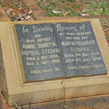 STEINKE Martin Friedrich 1888-1954 &amp; Anna Doretta Sophia 1895-1968