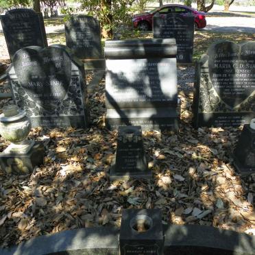 STARK Maria C.D. nee VENTER 1880-1964 :: STARK Mary 1907-1990 :: STARK Johannes H. 1917-1956