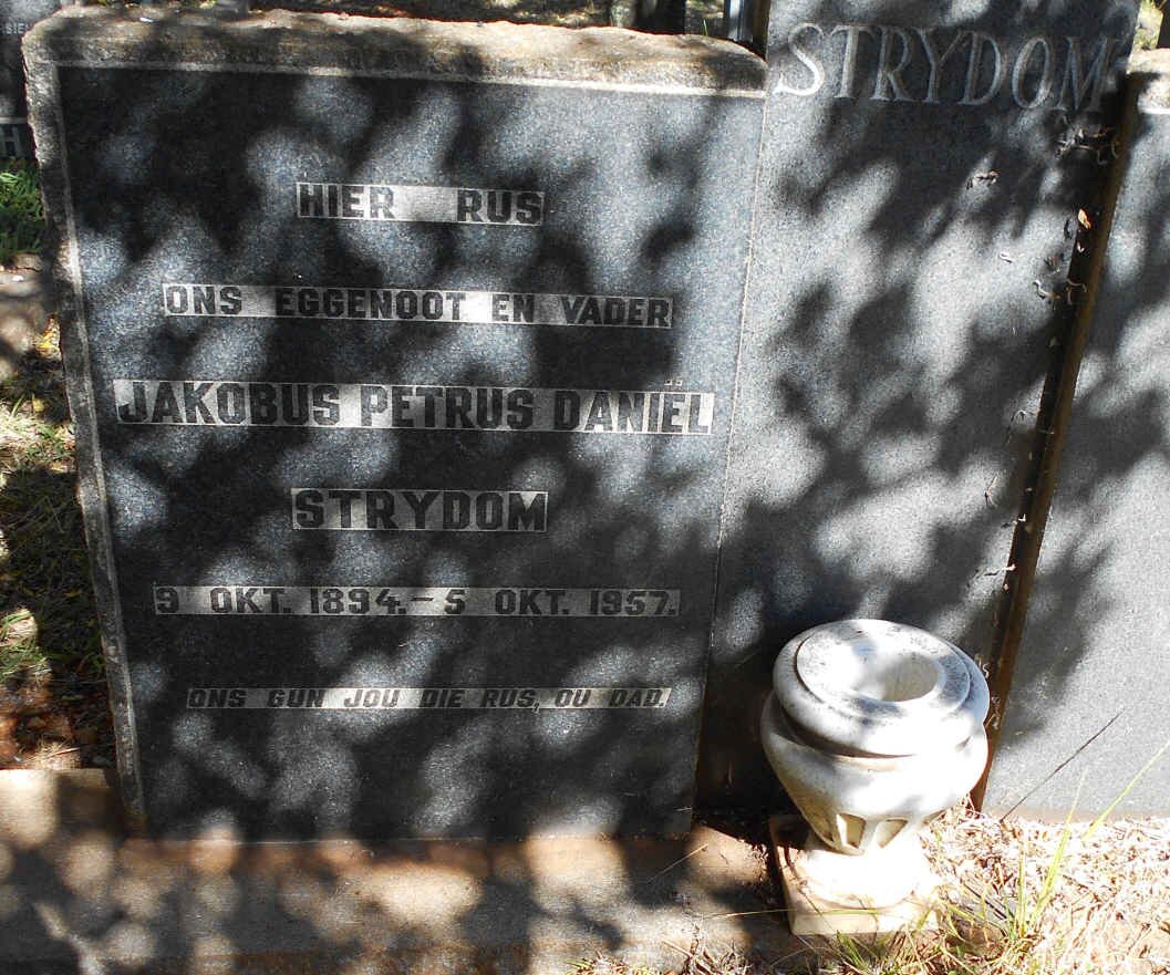 STRYDOM Jakobus Petrus Daniel 1894-1957