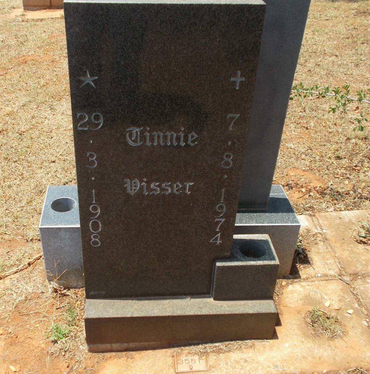 VISSER Tinnie 1908-1974