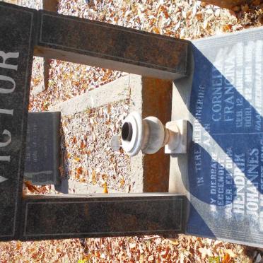 VICTOR Hendrik Johannes 1900-1961 &amp; Cornelia Francina 1903-1991 