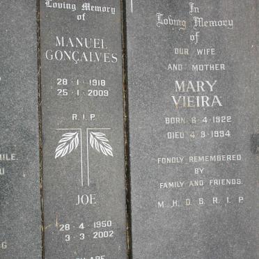 VIEIRA Manuel Goncalves 1918-2009 :: VIEIRA Mary 1922-1994 :: VIEIRA Joe 1950-2002